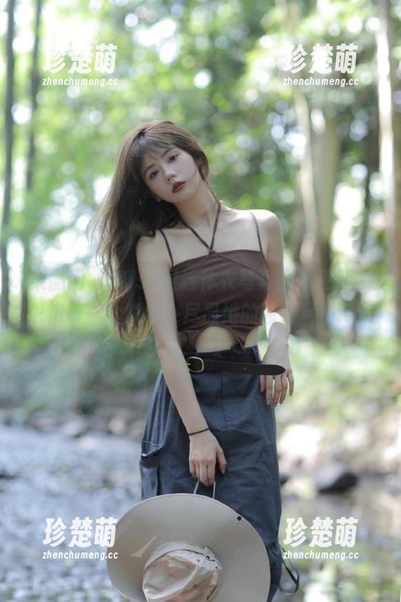 果团网-Miss琪 果团网 - Miss琪连体衣写真图集更新,惊艳每一个瞬间,尽显她的独特风格.txt