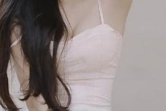 果团网 – little贝壳喵的绝美学姐私拍合集:细腻展现青春时代的艺术瞬间.txt