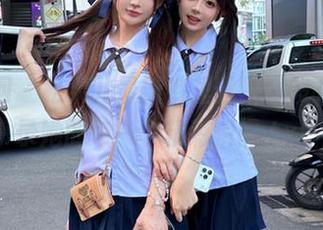 果团网 – 松果儿最新裤里丝原图发布,记录她的每一个精彩瞬间.txt