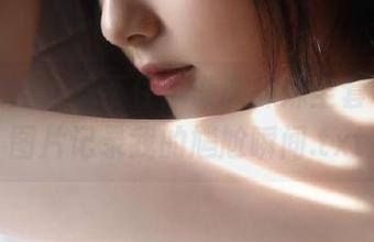 梦丝女神 – 忍不住!璇璇妹妹全套写真,图片记录我的尴尬瞬间.txt