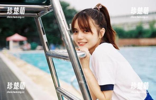 森萝财团-Aika 森萝财团 - 白丝魅影:Aika穿搭10D极细光滑丝袜原图,写真展现性感与时尚的完美结合.txt