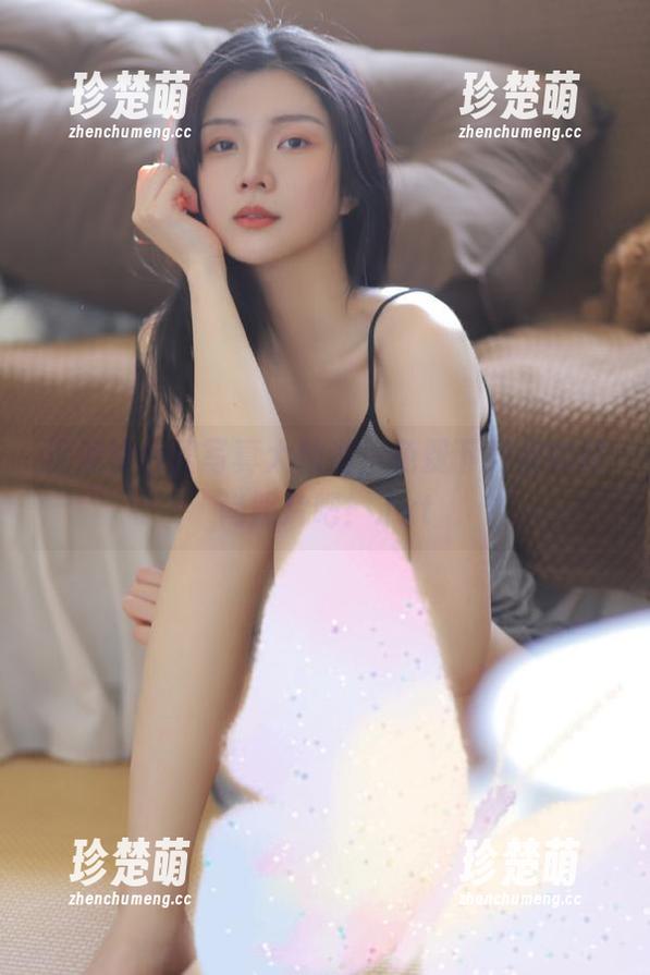 泥泥汝 泥泥汝白裙写真大放送,免费下载你的时尚照片吧!.txt