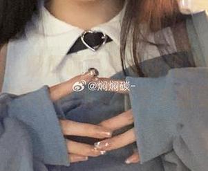 拥抱优雅：焖焖碳写真《能代》原图免费共享，快来获得独家的艺术感受！.txt