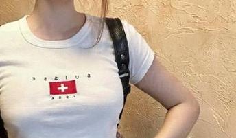 爱蜜社 – 精彩瞬间！杨紫嫣Cynthia高清礼服原图，展现别样风情与自信.txt