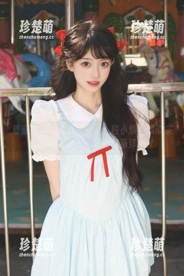 爱蜜社-程小烦不烦 爱蜜社 - 夏日泳衣写真:程小烦不烦带来的美图让你爱上阳光与海洋.txt