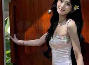 物恋传媒 – 惊艳小昭校服全套写真,赶快下载带走青春的美好.txt