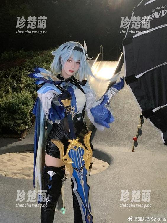 猫九酱 猫九酱长发婚纱美图分享:在婚纱下的她其实是个搞笑的追梦人.txt