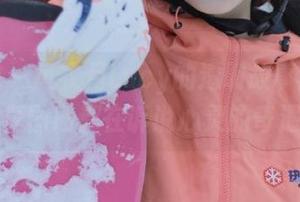 瑞丝馆 – 风衣月Lucy的透明故事：每一幅写真图册都在诉说心灵的奇遇.txt