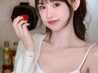 甜予摄影 – 福利来袭，璇璇眼镜写真图包集结美丽与艺术，为你解锁新视界！.txt