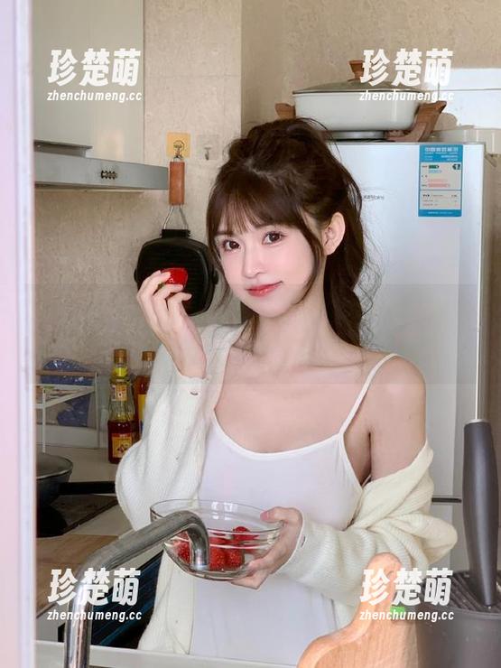 甜予摄影-璇璇 甜予摄影 - 福利来袭,璇璇眼镜写真图包集结美丽与艺术,为你解锁新视界!.txt