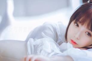 疯猫ss少女写真套图：每一张都诉说着青春的故事.txt