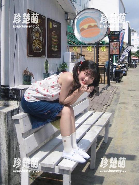 白莉爱吃巧克力 白莉爱吃巧克力瑜伽写真大合集:免费下载每一张展现内在美的作品!.txt