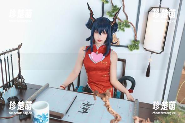 每一张都有故事：神乐坂真冬护士的经典cos写真合集.txt