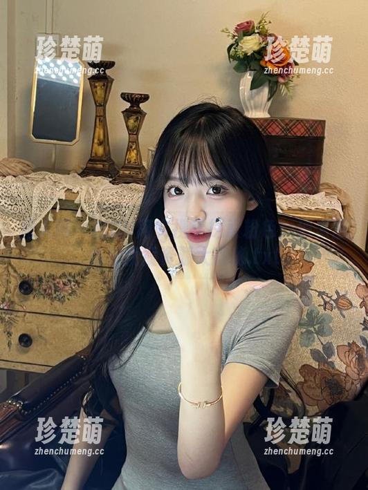 秀人网-UU阿文 秀人网 - 随UU阿文携手探索粉色:独家图库与优质资源大揭秘.txt