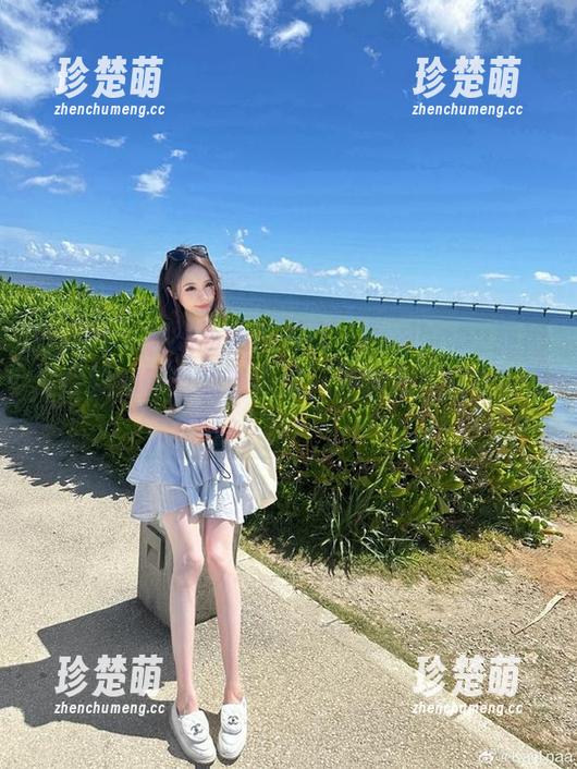 秀人网 - 美丽与风格并存，南湘baby旗袍写真福利图包免费下载，开启视觉盛宴！.txt