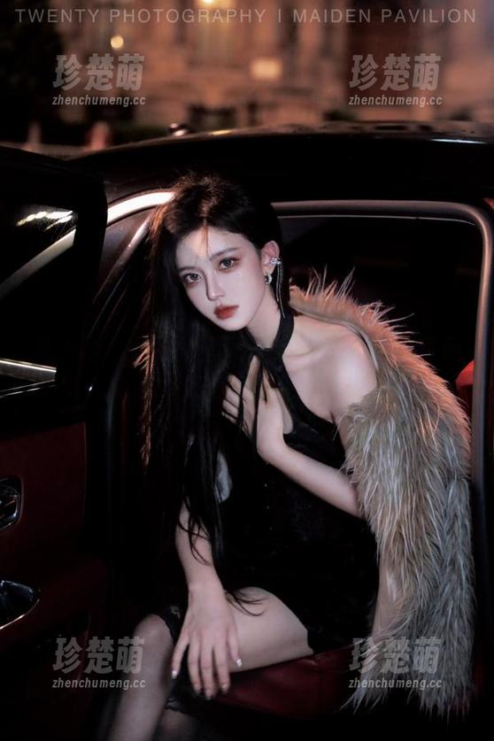 秀人网-唐翩翩 秀人网 - 唐翩翩天使写真图集揭秘:感受她作品中的纯真与力量.txt