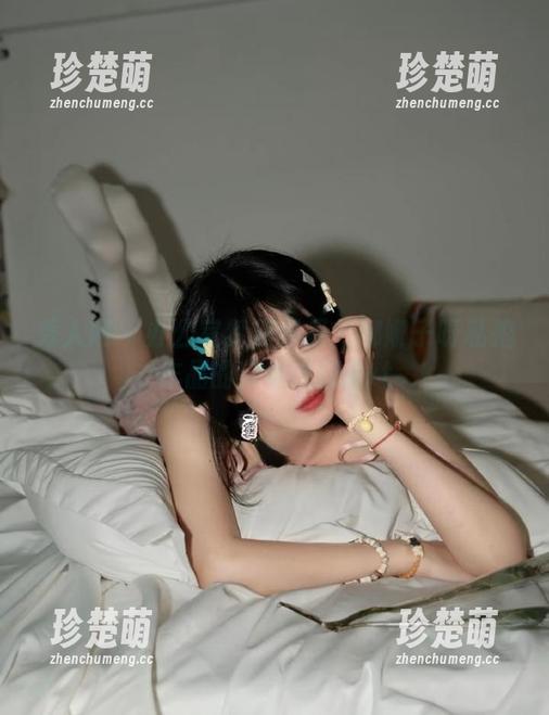 秀人网 - 办公室梦幻场景：娜娜子呀私拍作品的完美诠释.txt