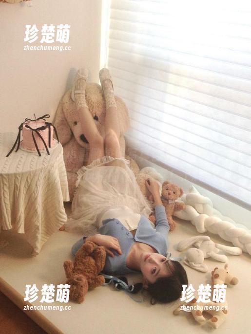 秀人网 - 小嘉敏校服写真合集，带你领略她不同风格的校园青春！.txt