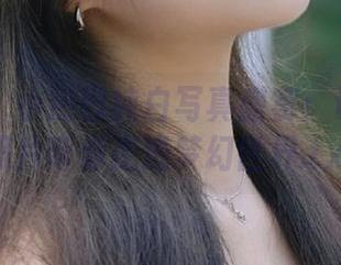 秀人网 – 小热巴纯白写真盛宴：让每一张照片带你走进梦幻世界.txt