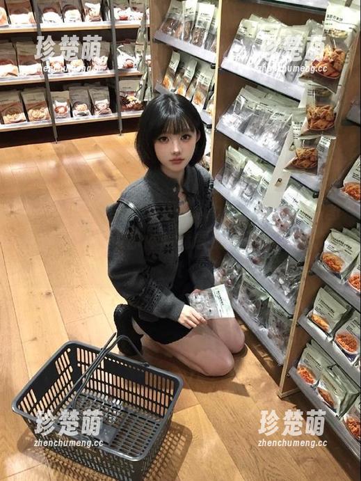 秀人网 - 精美小狐狸Kathryn学妹写真图包精选，带领你体验青春的清新与梦幻.txt