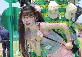 秀人网 – 精致礼服写真合集，柚柚小奶瓶带你分享她的独特风格与迷人图片.txt