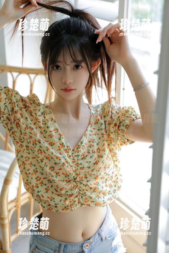 秀人网-美桃酱 秀人网 - 美桃酱独家定制网袜写真,展现时尚与优雅的完美结合.txt