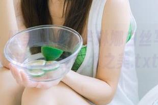 秀人网 – 唯美瞬间：芈琳娜白丝写真原图精选，感受艺术之美.txt