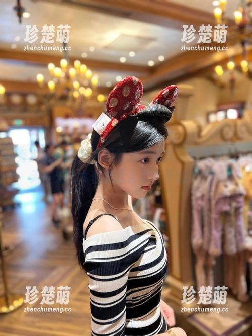 秀人网-陈怡曼 秀人网 - 不同凡响的油亮写真,陈怡曼的无圣光艺术合集让人欲罢不能!.txt