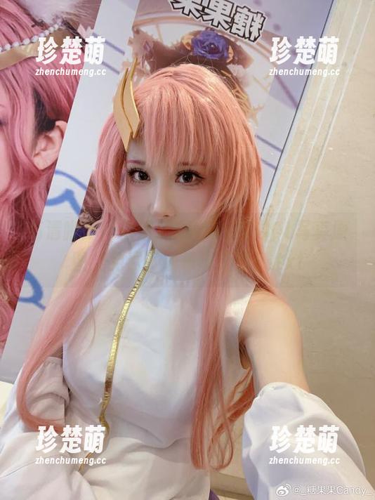 高清晰度！糖果果Candy室内OL写真原图，免费下载乐趣无穷！.txt
