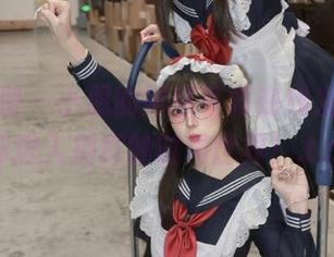 紧急企划 – 小恩的网袜写真在线发布，带你进入别样的时尚世界！.txt