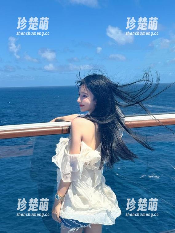 紧急企划-小恩 紧急企划 - 小恩写真集大揭秘,学姐的每个姿势都让我忍不住笑出声.txt