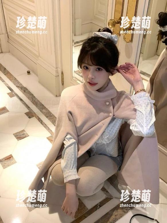 绞肉姬 畅游绞肉姬的泳池世界:无圣光图包传递夏日无限魅力.txt