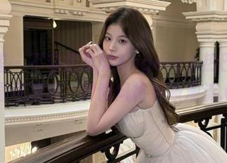美媛馆 – 不容错过的Angela小热巴连体衣图包精选，时尚风格引领潮流.txt