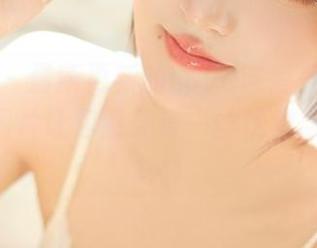 美媛馆 – 最新更新的Love陆瓷美腿写真!精美图片让你感受每一丝优雅与自信。.txt