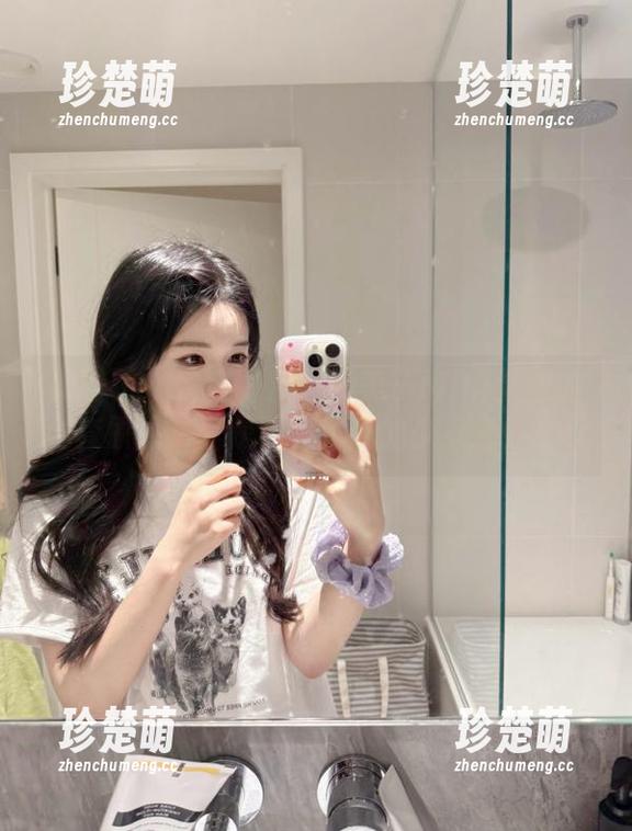 美媛馆-糯美子Mini 美媛馆 - 快来围观!糯美子Mini学姐的全套原图,真是引发了我的少女心!.txt