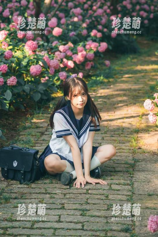 美媛馆-绮里嘉 美媛馆 - 观看绮里嘉办公室写真,原图透视职场背后的真实故事.txt