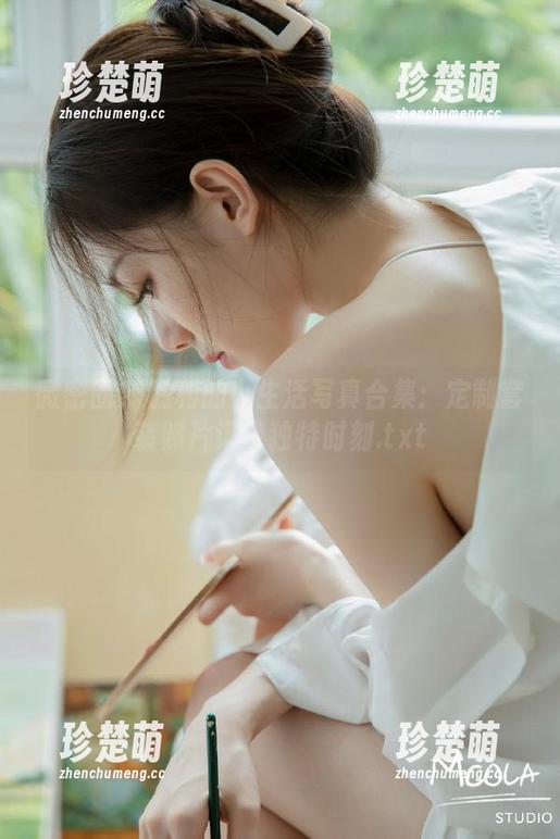 微密圈 - 胜利的小生活写真合集：定制套装照片记录独特时刻.txt