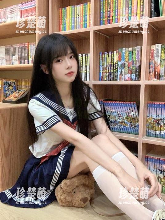 花漾show-小海臀 花漾show - 独特的小海臀内衣写真图片,免费下载让你眼前一亮!.txt