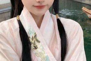 花漾show – 最新尤妮丝egg办公室图册：展现职场中的优雅与风格.txt