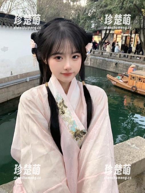 花漾show-尤妮丝egg 花漾show - 最新尤妮丝egg办公室图册:展现职场中的优雅与风格.txt