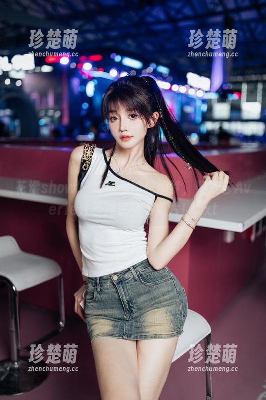 花漾show - 定制你的校服梦，柴婉艺Averie分享独家免费照片！.txt