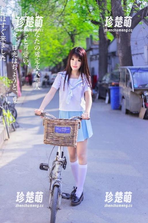 蜜桃社 - 高清分享：E杯奶茶的水手服写真，带你体验青春的悦动与浪漫.txt