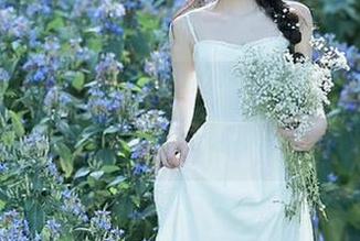 蜜桃社 – 精选冰露甜心写真集：捕捉她的每一个迷人瞬间.txt