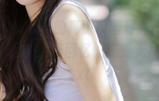 蜜桃社 – 林柔柔的高清校园写真，美图集结青春岁月的点滴回忆，感受无尽的美好.txt