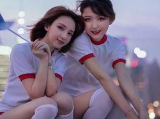 蜜桃社 – 许思铭连衣裙美图合集:尽情欣赏每一项独特设计,感受时尚的无限魅力!.txt