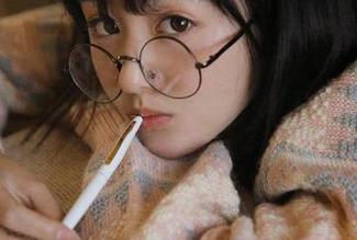 感受创意爆发，见新摄影椰子鞋定制图集，展现独特个性与风采！.txt