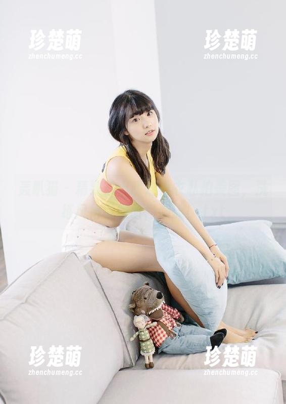轰趴猫 - 精致苏小暖连体衣私拍美图，洗练风格引领时尚潮流！.txt