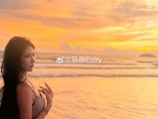 执着于真实的阮邑Fairy：无圣光爱宕作品传递的情感瞬间.txt
