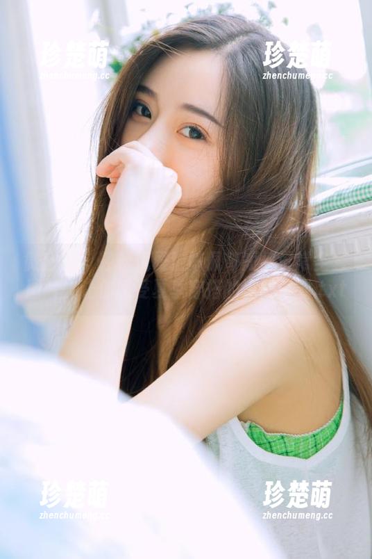 陈佩奇 微密圈 - 轻松优雅!陈佩奇短裤日常全套图片,让你感受夏季穿搭的无限可能.txt