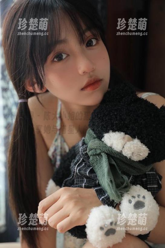 陈大小姐 微密圈 - 陈大小姐的猫猫来咯私拍合集,分享她与喵星人的亲密瞬间.txt